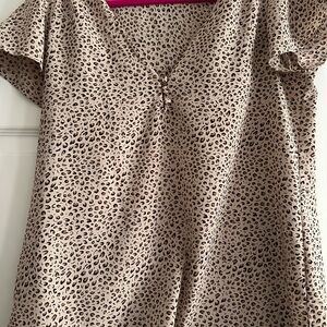 Sanctuary size medium leopard spot top excellent used
